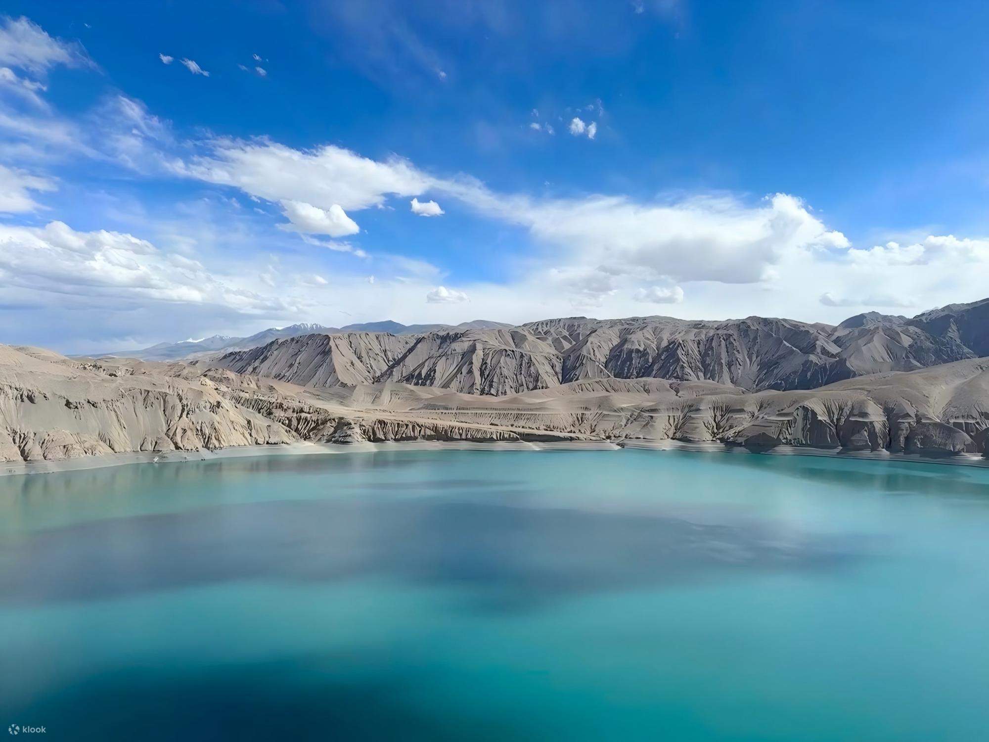 Hindistonlik talabalar yotoqxonada sevgi uchun birga jinsiy aloqa qilishadi